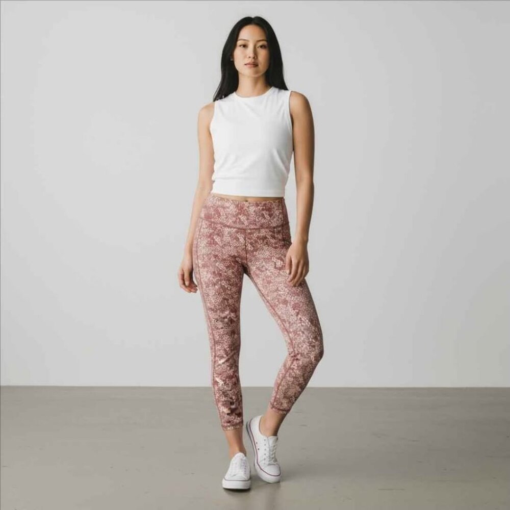 Pink Snake Print Leggings. Medium. NWOT
